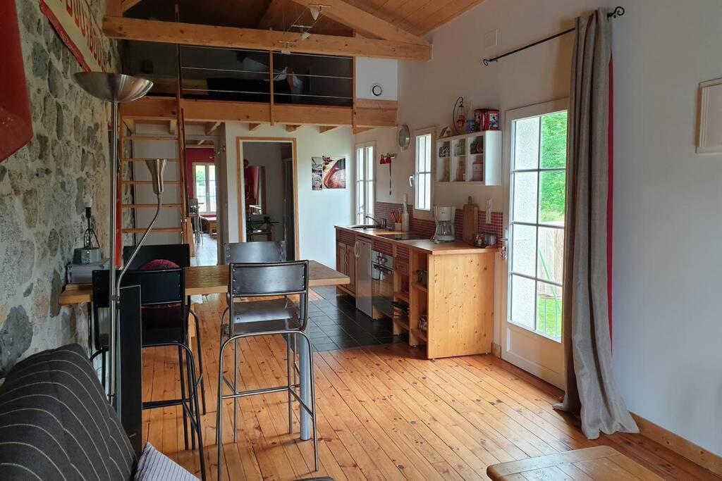 Appartement Villa Le Plateau. 라루브불 외부 사진