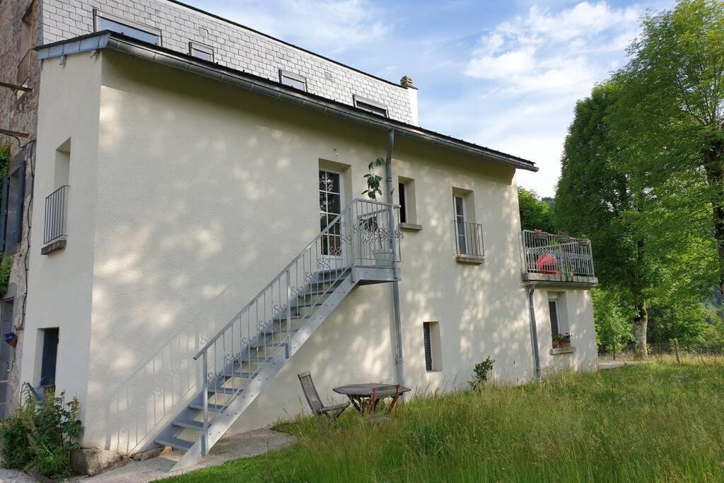 Appartement Villa Le Plateau. 라루브불 외부 사진